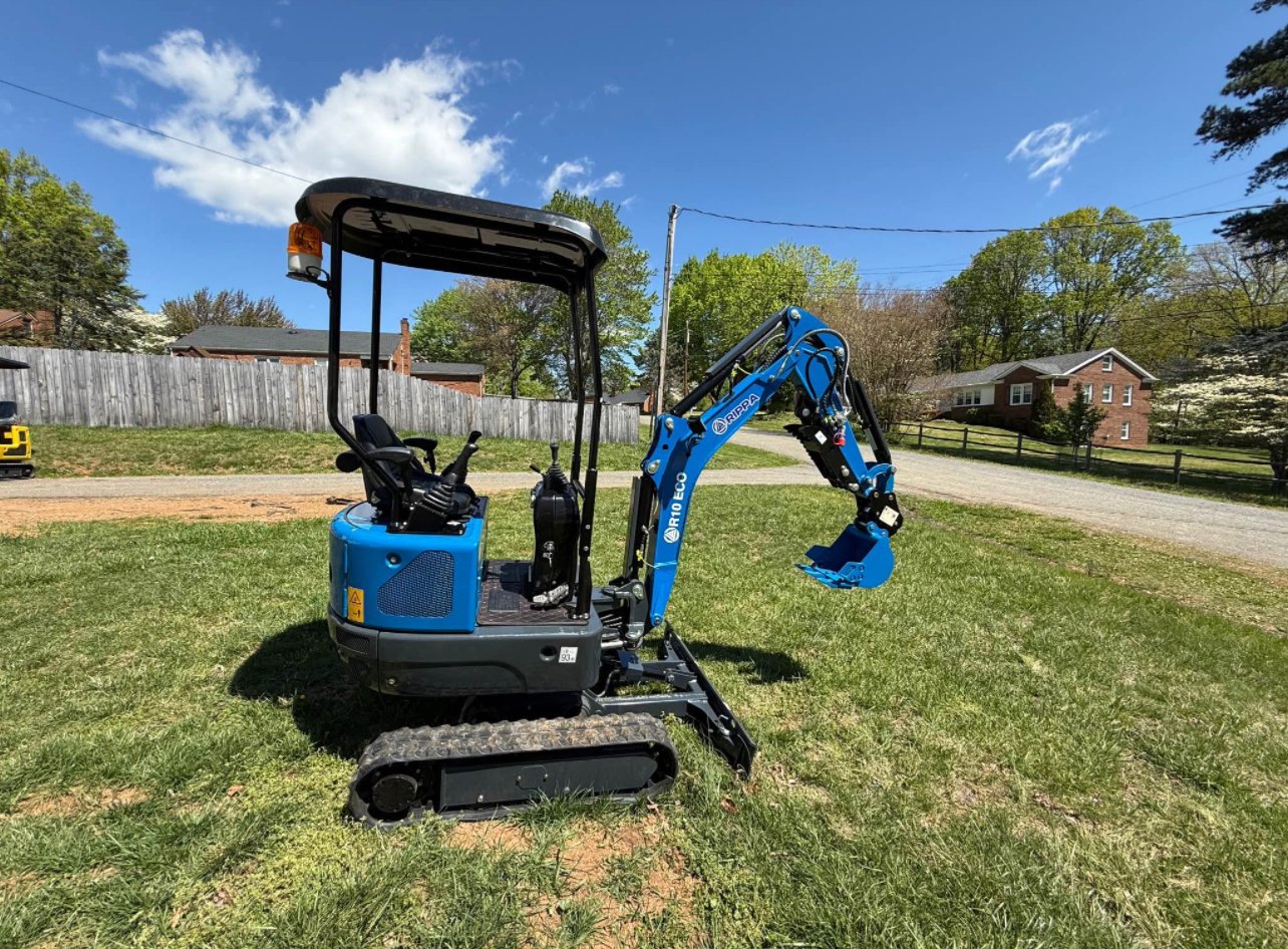 IMG_5480.jpg New Rippa R10 Mini Excavator Diesel - Image 1