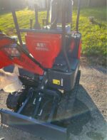 MX15R 1-Ton Mini Excavator - Image 2