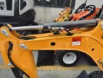 New LandHero 0.85T Excavator - Image 4