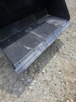 Melecio 60″ Mulch Bucket 1/2 yd - Image 3