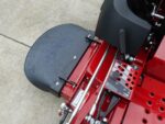 Ferris 5902159 52″ ISX™ 2200 Zero Turn Mower 30.5 HP Kawasaki - Image 17