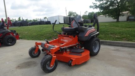 Husqvarna 60″ Z460XS Zero Turn Mower 23.5HP KAW +Bonus 522L Trimmer (Scratch and Dent 2520)