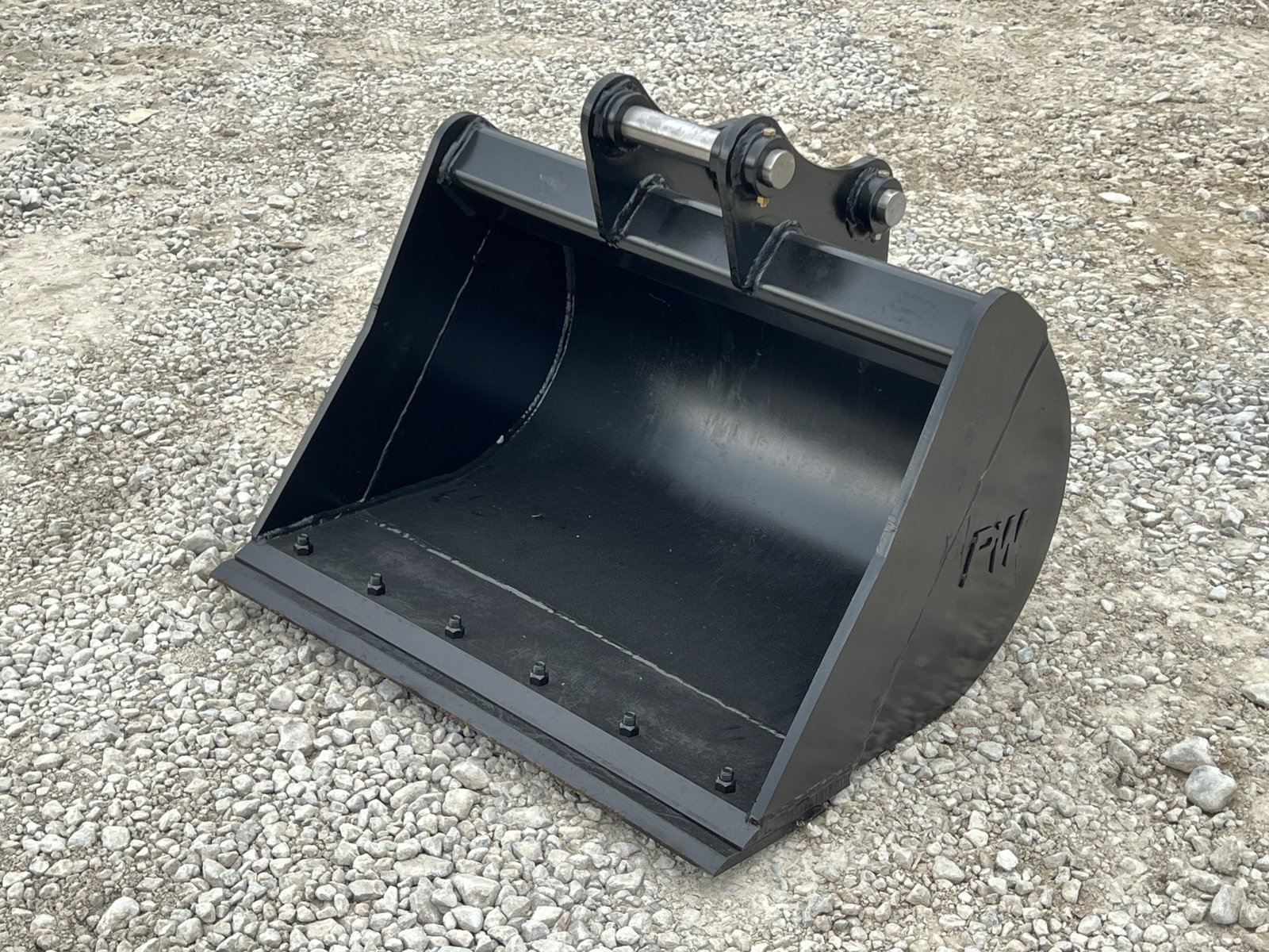 IMG_0603-scaled-1.jpeg 36″ Smooth Ditching Excavator Bucket Fits CAT 306 Mini Excavator Quick Coupler - Image 1