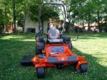 Husqvarna 54″ Z454 Zero Turn Mower 22HP Kawasaki +Bonus 522L Trimmer (Scratch and Dent) - Image 12